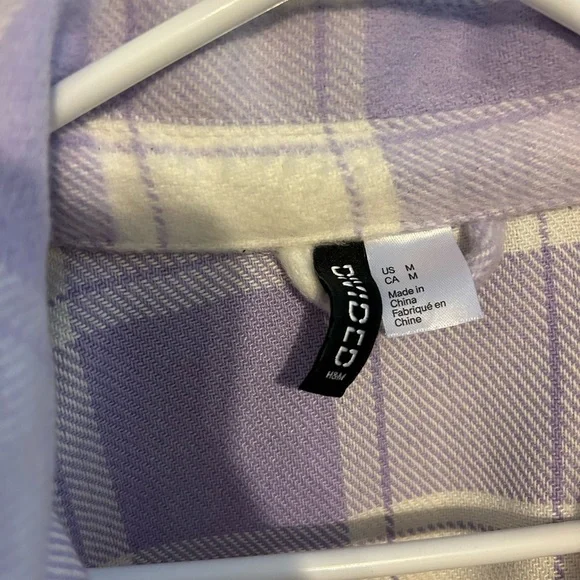 Shacket - Picture 2 of 3